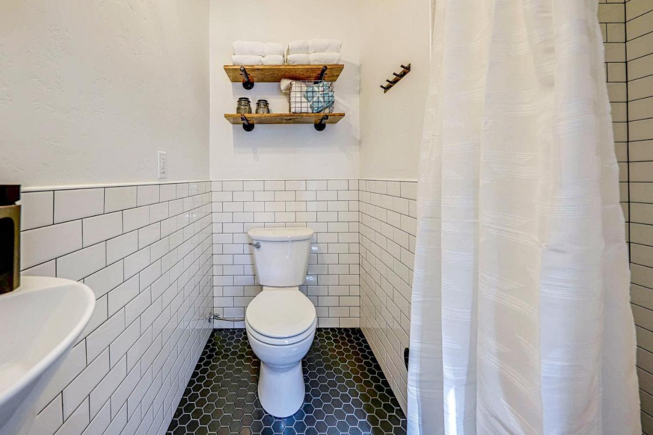 Pueblo Street Tiny Home Boise Exterior photo